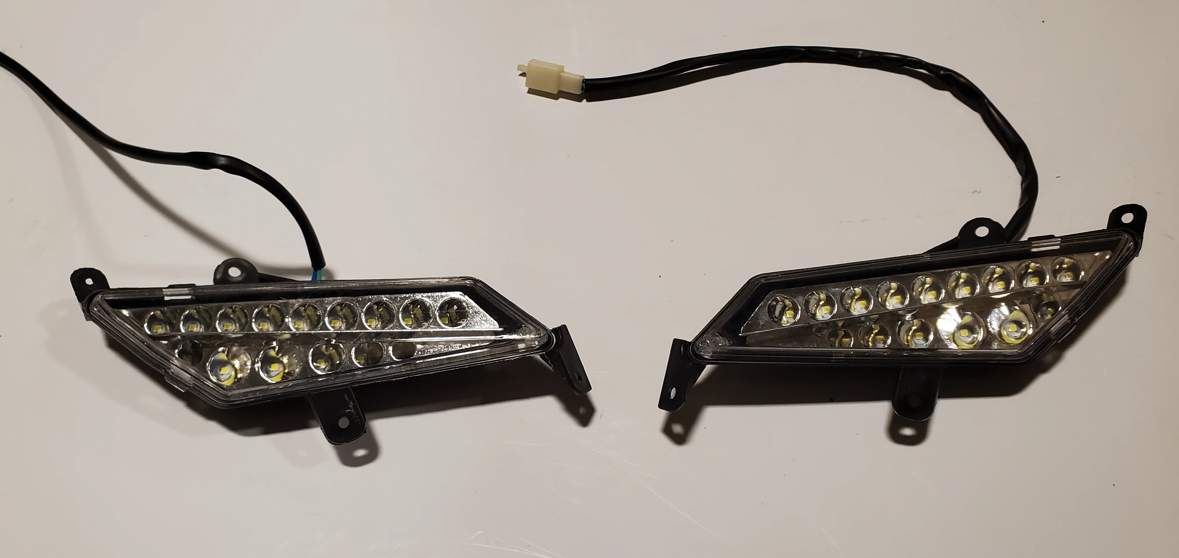 Blazer 125Z Front Light Set - TAO TAO MOTOR / GIO PARTS - PBCB125Z03