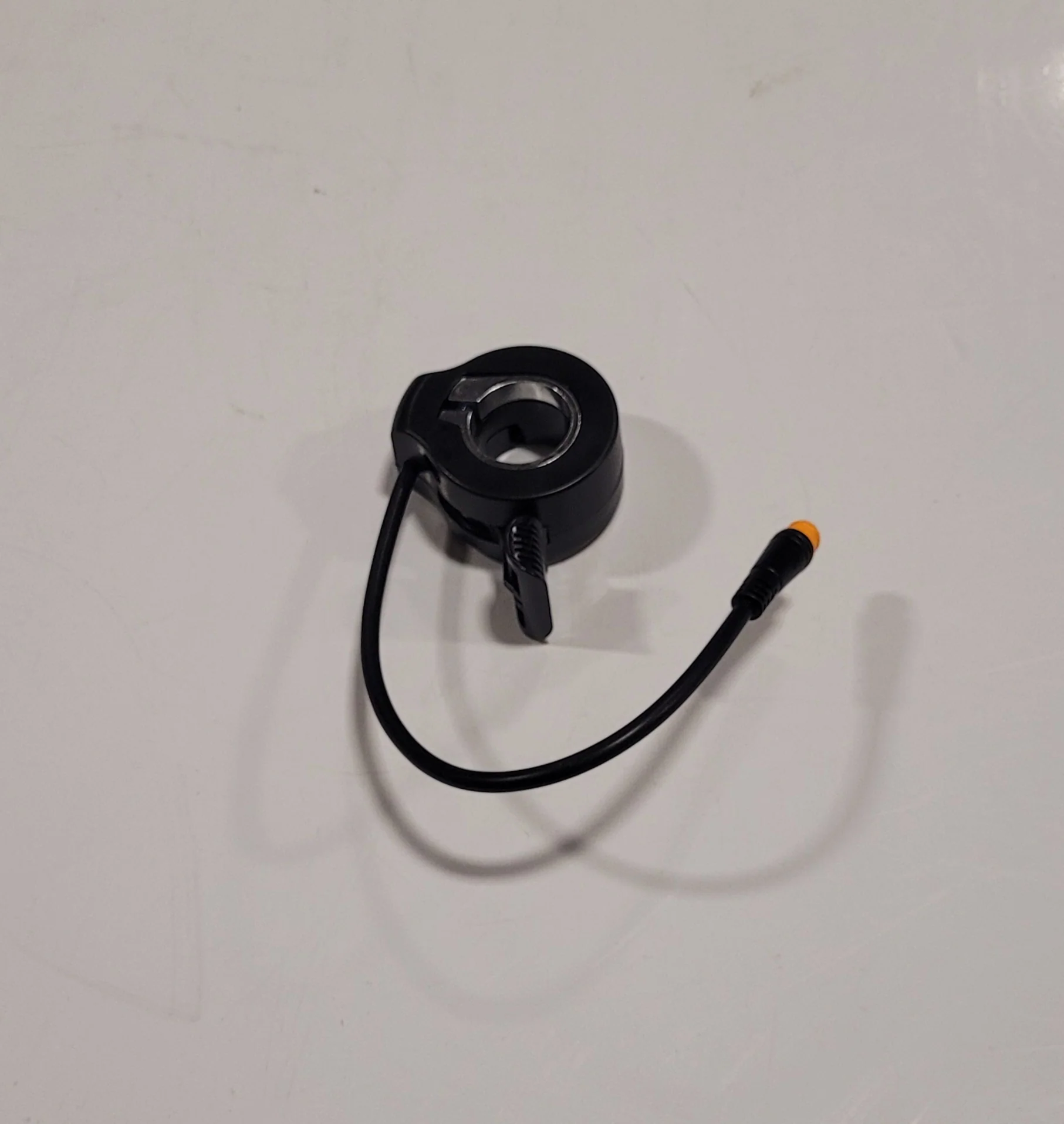 Throttle (Gio Lightning) - PBC1545XL